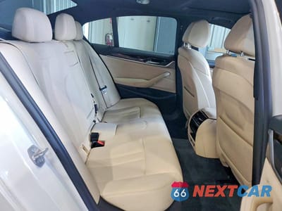 Zdjęcie 10 z 12 samochodu: 2018 BMW 530 XI VIN:WBAJA7C54JWC75032 - miniatura