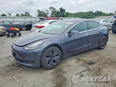 2019 TESLA MODEL 3 5YJ3E1EAXKF427017 - główne zdjęcie licytacji z USA - miniatura