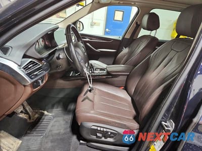 Zdjęcie 7 z 13 samochodu: 2016 BMW X5 XDR40E VIN:5UXKT0C56G0S77137 - miniatura