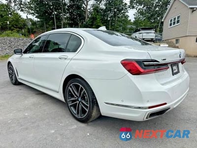 Drugie zdjęcie samochodu z przodu: 2021 BMW 750 XI VIN:WBA7U2C03MCG37401 - miniatura