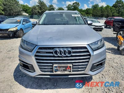 Piąte zdjęcie samochodu w środku: 2019 AUDI Q7 PREMIUM PLUS/SE PREMIUM PLUS VIN:WA1LAAF73KD006417 - miniatura