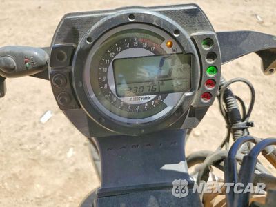 Zdjęcie 7 z 10 samochodu: 2006 KAWASAKI ZX636 C1 VIN:JKBZXJC166A046857 - miniatura