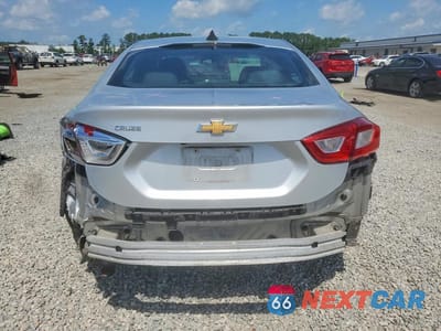 Zdjęcie 6 z 12 samochodu: 2018 CHEVROLET CRUZE LS VIN:1G1BC5SM6J7239079 - miniatura