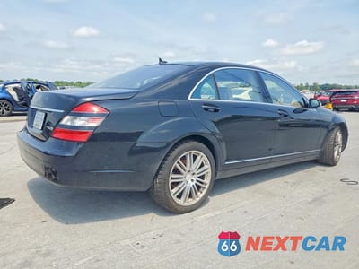 Trzecie zdjęcie samochodu z tyłu: 2008 MERCEDES-BENZ S 550 VIN:WDDNG71X38A211274 - miniatura