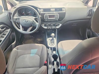Zdjęcie 8 z 12 samochodu: 2016 KIA RIO LX VIN:KNADM4A38G6544885 - miniatura