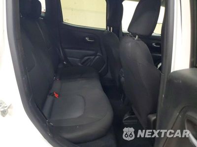 Zdjęcie 11 z 14 samochodu: 2023 JEEP RENEGADE LATITUDE VIN:ZACNJDB10PPP67896 - miniatura