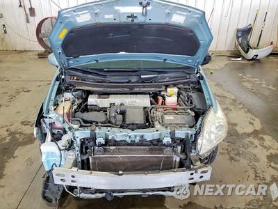 Zdjęcie 11 z 13 samochodu: 2015 TOYOTA PRIUS TWO VIN:JTDKN3DUXF1979179 - miniatura