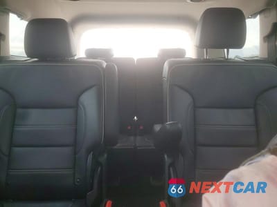 Zdjęcie 10 z 13 samochodu: 2021 GMC ACADIA DENALI VIN:1GKKNPLS9MZ177376 - miniatura