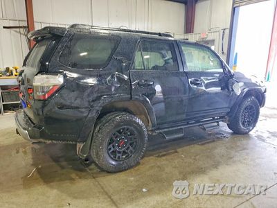 Trzecie zdjęcie samochodu z tyłu: 2024 TOYOTA 4RUNNER TRD OFF-ROAD PREMIUM VIN:JTERU5JR0R6295418 - miniatura