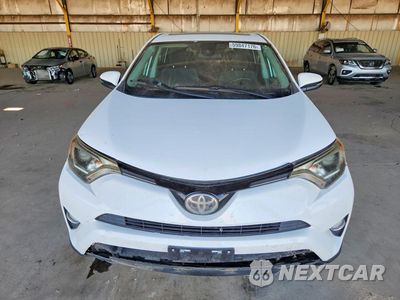 Piąte zdjęcie samochodu w środku: 2018 TOYOTA RAV4 XLE VIN:2T3WFREV7JW473232 - miniatura