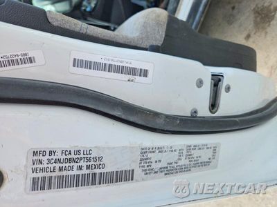 Zdjęcie 13 z 13 samochodu: 2023 JEEP COMPASS LATITUDE VIN:3C4NJDBN2PT561512 - miniatura