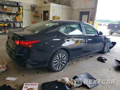 Trzecie zdjęcie samochodu z tyłu: 2023 NISSAN ALTIMA SV VIN:1N4BL4DV6PN388657 - miniatura