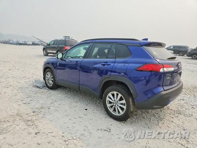Drugie zdjęcie samochodu z przodu: 2022 TOYOTA COROLLA CROSS LE VIN:7MUCAABG0NV033570 - miniatura