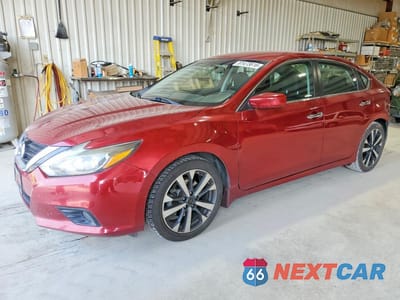2017 NISSAN ALTIMA 2.5 SR 1N4AL3AP0HC268555 - główne zdjęcie licytacji z USA - miniatura