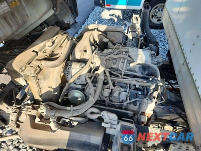 Zdjęcie 11 z 12 samochodu: 2018 ISUZU NPR HD DELIVERY TRUCK VIN:54DC4W1C6JS801224 - miniatura