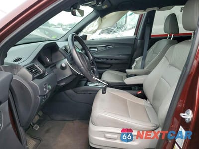 Zdjęcie 7 z 13 samochodu: 2021 HONDA PASSPORT TOURING VIN:5FNYF8H99MB013405 - miniatura