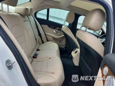 Zdjęcie 10 z 12 samochodu: 2016 MERCEDES-BENZ C 300 4MATIC VIN:55SWF4KB5GU115055 - miniatura