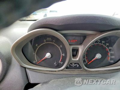 Zdjęcie 9 z 12 samochodu: 2011 FORD FIESTA VIN:3FADP4CJ7BM111157 - miniatura
