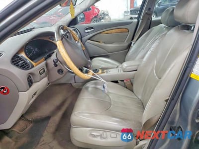 Zdjęcie 7 z 12 samochodu: 2002 JAGUAR S-TYPE VIN:SAJDA01N02FM31352 - miniatura