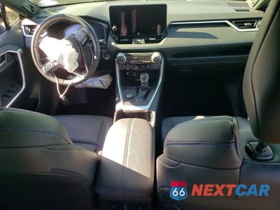 Zdjęcie 8 z 13 samochodu: 2024 TOYOTA RAV4 XSE VIN:JTME6RFV5RD569184 - miniatura