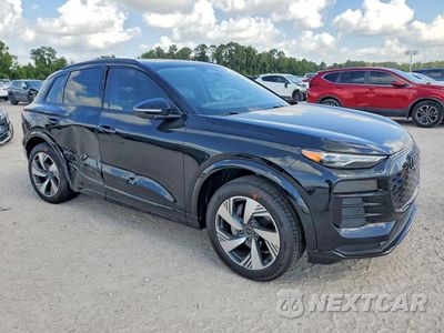 Czwarte zdjęcie samochodu z boku: 2025 AUDI Q6 E-TRON PREMIUM VIN:WA114BGF4SA044735 - miniatura