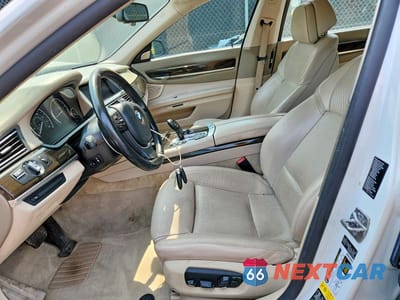 Zdjęcie 7 z 12 samochodu: 2013 BMW 750 LXI VIN:WBAYF8C54DDE59036 - miniatura