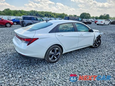 Trzecie zdjęcie samochodu z tyłu: 2023 HYUNDAI ELANTRA SEL VIN:5NPLS4AGXPH096744 - miniatura