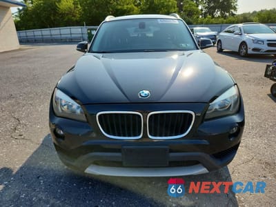 Piąte zdjęcie samochodu w środku: 2014 BMW X1 SDRIVE28I VIN:WBAVM1C52EVW50298 - miniatura