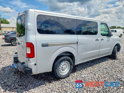 Trzecie zdjęcie samochodu z tyłu: 2017 NISSAN NV 3500 HD S VIN:5BZBF0AA4HN853210 - miniatura