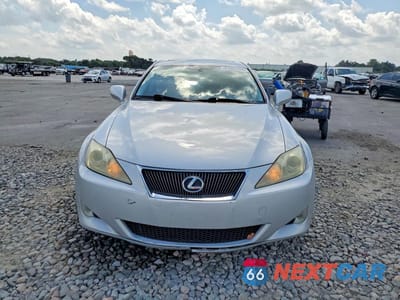 Piąte zdjęcie samochodu w środku: 2008 LEXUS IS 350 VIN:JTHBE262882016167 - miniatura