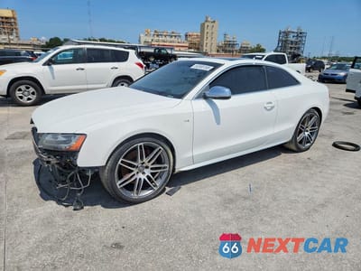 2011 AUDI S5 PREMIUM PLUS WAUCVAFR6BA019298 - główne zdjęcie licytacji z USA - miniatura