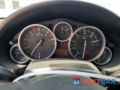 Zdjęcie 9 z 12 samochodu: 2008 MAZDA MX-5 MIATA VIN:JM1NC25F180153925 - miniatura