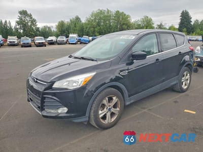 2016 FORD ESCAPE SE 1FMCU9G93GUC14022 - główne zdjęcie licytacji z USA - miniatura
