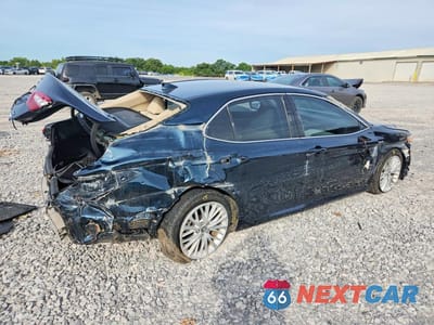 Trzecie zdjęcie samochodu z tyłu: 2019 TOYOTA CAMRY HYBRID XLE VIN:4T1B21HK9KU511826 - miniatura