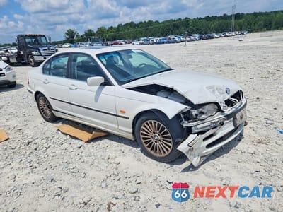 Czwarte zdjęcie samochodu z boku: 2001 BMW 330 I VIN:WBAAV53451FJ63322 - miniatura