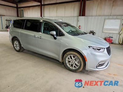 Czwarte zdjęcie samochodu z boku: 2023 CHRYSLER PACIFICA TOURING L VIN:2C4RC1BG1PR620824 - miniatura