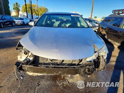 Piąte zdjęcie samochodu w środku: 2016 TOYT CAMRY XLE VIN:4T4BF1FKXGR565317 - miniatura