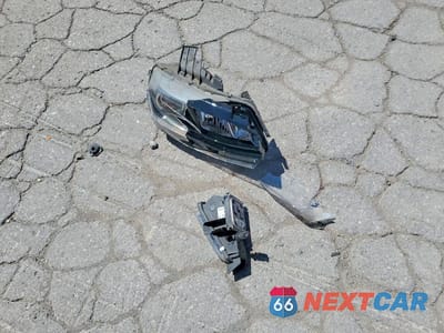 Zdjęcie 12 z 13 samochodu: 2016 CHEVROLET CAMARO LT VIN:1G1FB1RS4G0144605 - miniatura