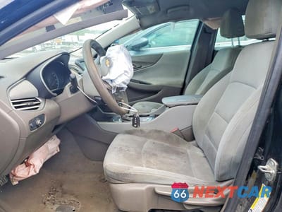 Zdjęcie 7 z 12 samochodu: 2018 CHEVROLET MALIBU LS VIN:1G1ZB5ST4JF268966 - miniatura