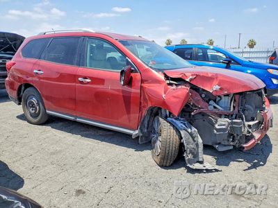 Czwarte zdjęcie samochodu z boku: 2017 NISSAN PATHFINDER S VIN:5N1DR2MN4HC693332 - miniatura