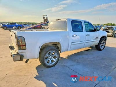 Trzecie zdjęcie samochodu z tyłu: 2010 GMC SIERRA C1500 SLE VIN:3GTRCVE01AG274681 - miniatura