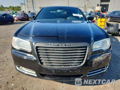 Piąte zdjęcie samochodu w środku: 2014 CHRYSLER 300 VIN:2C3CCARG3EH146720 - miniatura