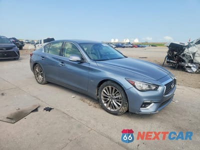 Czwarte zdjęcie samochodu z boku: 2018 INFINITI Q50 3.0T LUXE VIN:JN1EV7AP9JM352034 - miniatura