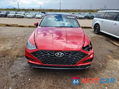 Piąte zdjęcie samochodu w środku: 2021 HYUNDAI SONATA LIMITED VIN:5NPEH4J24MH081499 - miniatura