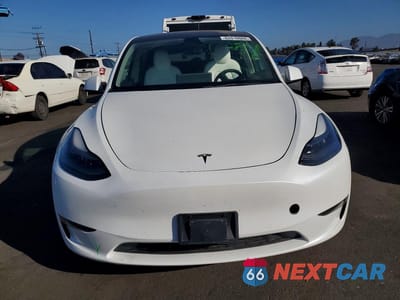 Piąte zdjęcie samochodu w środku: 2022 TESLA MODEL Y VIN:7SAYGDEF9NF492722 - miniatura