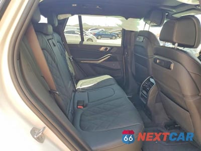 Zdjęcie 11 z 13 samochodu: 2025 BMW X5 XDRIVE50E VIN:5UX43EU07S9X70631 - miniatura