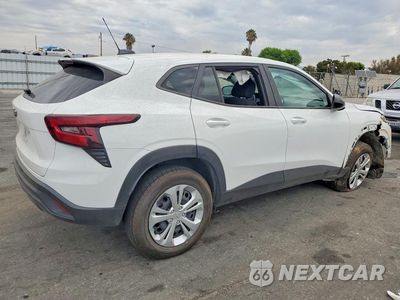 Trzecie zdjęcie samochodu z tyłu: 2024 CHEVROLET TRAX LS VIN:KL77LFE25RC183861 - miniatura
