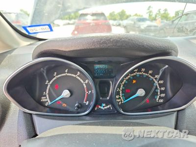 Zdjęcie 9 z 12 samochodu: 2014 FORD FIESTA SE VIN:3FADP4EJ9EM196570 - miniatura