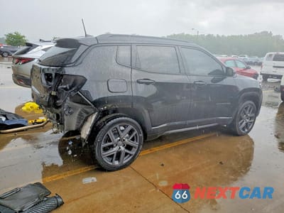 Trzecie zdjęcie samochodu z tyłu: 2024 JEEP COMPASS LIMITED VIN:3C4NJDCN8RT147054 - miniatura