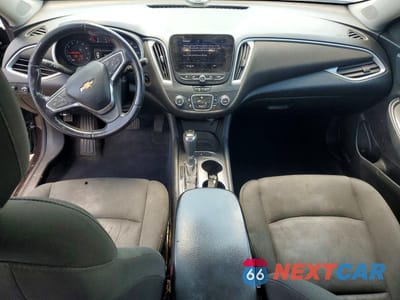 Zdjęcie 8 z 12 samochodu: 2020 CHEVROLET MALIBU RS VIN:1G1ZG5ST8LF045589 - miniatura